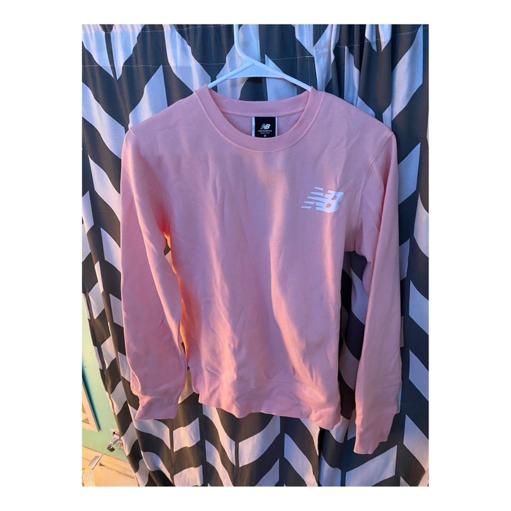 women’s crew neck